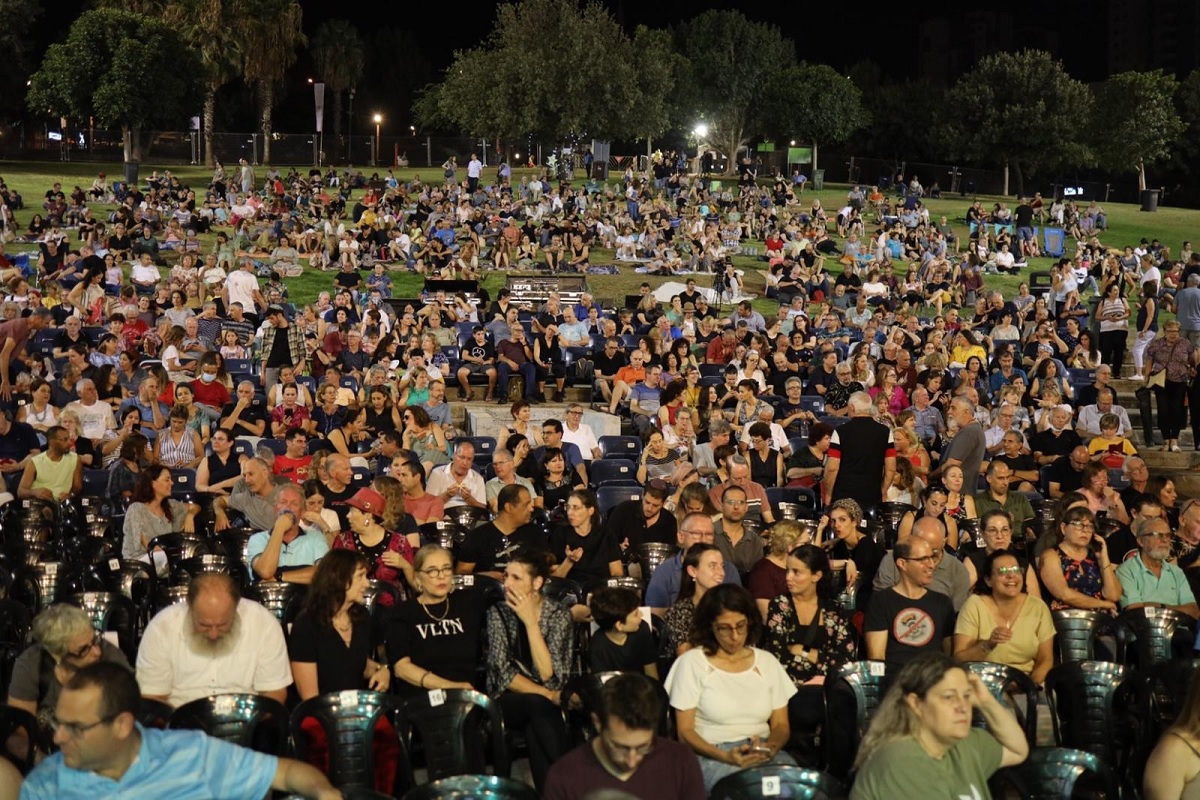 Концерт: Песни Нэоми Шемер, фото Гидеон Шарон