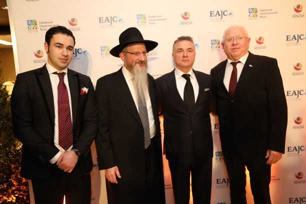 Особую благодарность Рони Винников выразил президенту Евроазиатского Еврейского Конгресса д-ру Михаилу Михайловичу Мирилашвили. 